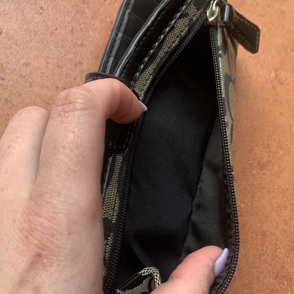 Coach Wallet - Picture 3 of 10